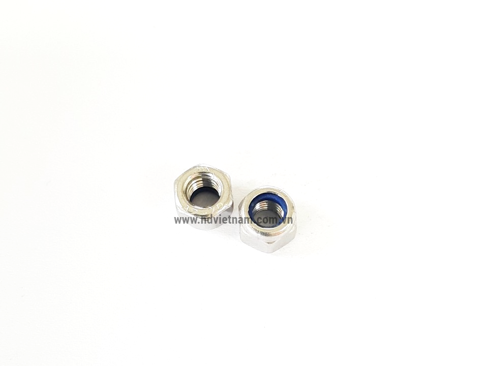 Đai ốc khóa M5 DIN 982