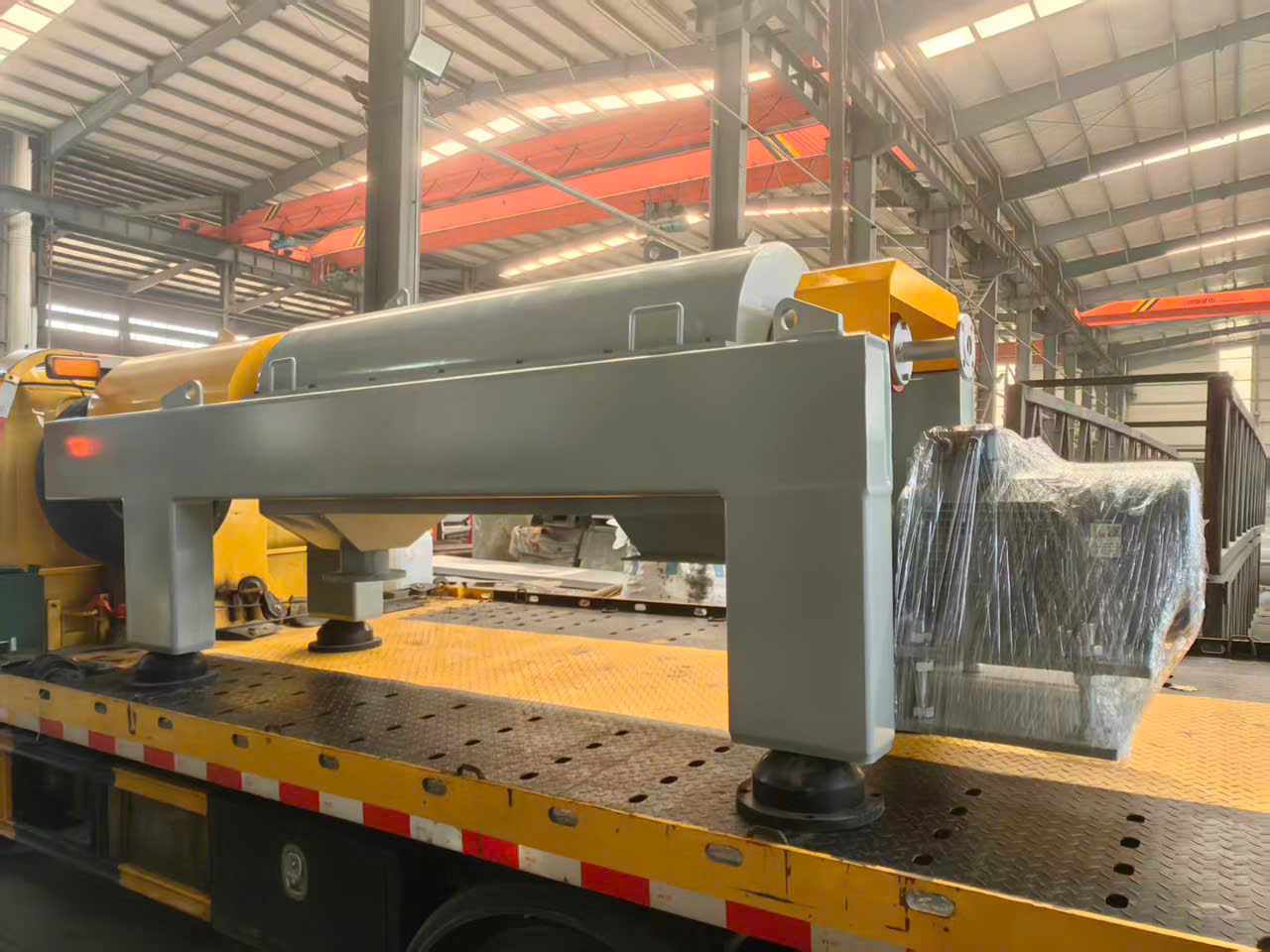 Máy ép bùn ly tâm