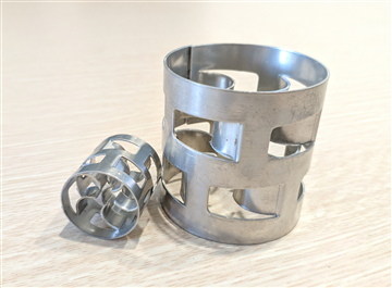 Metal pall ring